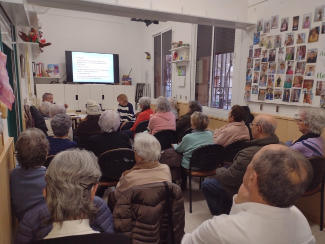 Presentació del projecte Prevenció de la Soledat a l'Associació Nou Horitzó de Barcelona  /  FATEC